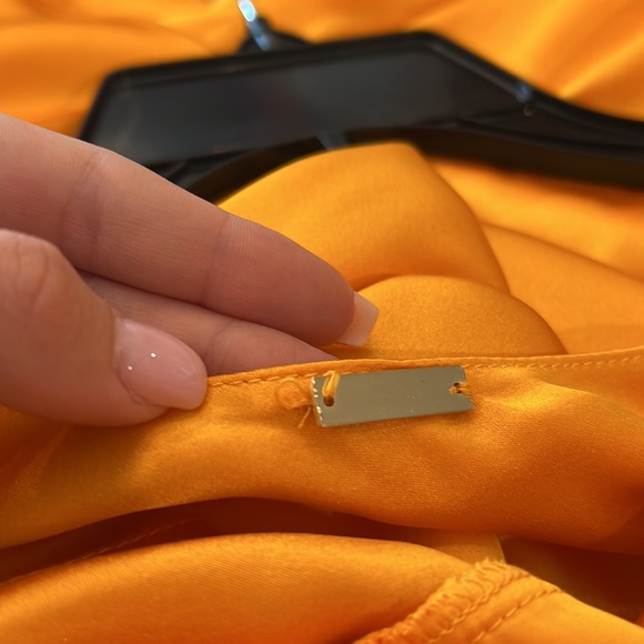 NWT Cult Gala Crissy Gown in Marigold - Picture 8 of 8